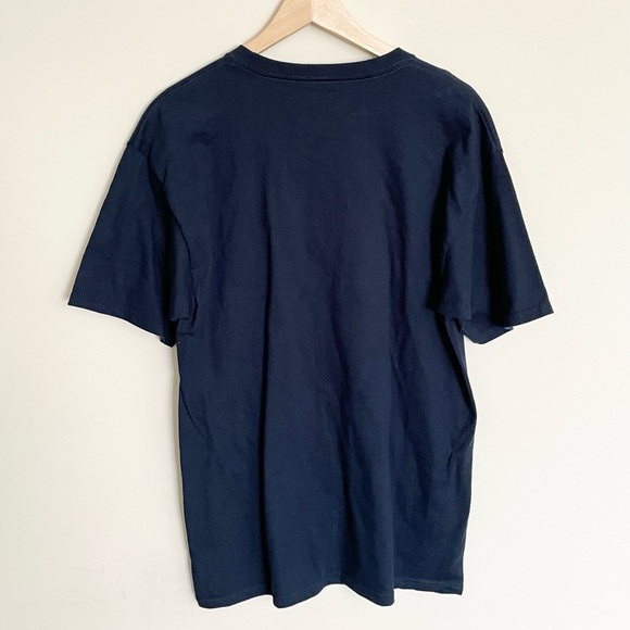 Frozen Winter Is Coming Elsa GOT Crossover Parody Navy T Shirt Men’s size Large - Picture 3 of 4